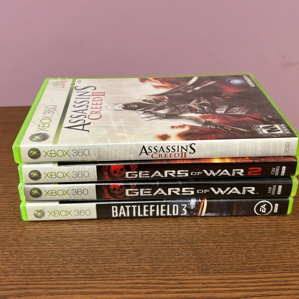 Xbox 360 Game Lot Gears of War 1 & 2 Battlefield 3‎ Assassin's Creed II Bundle